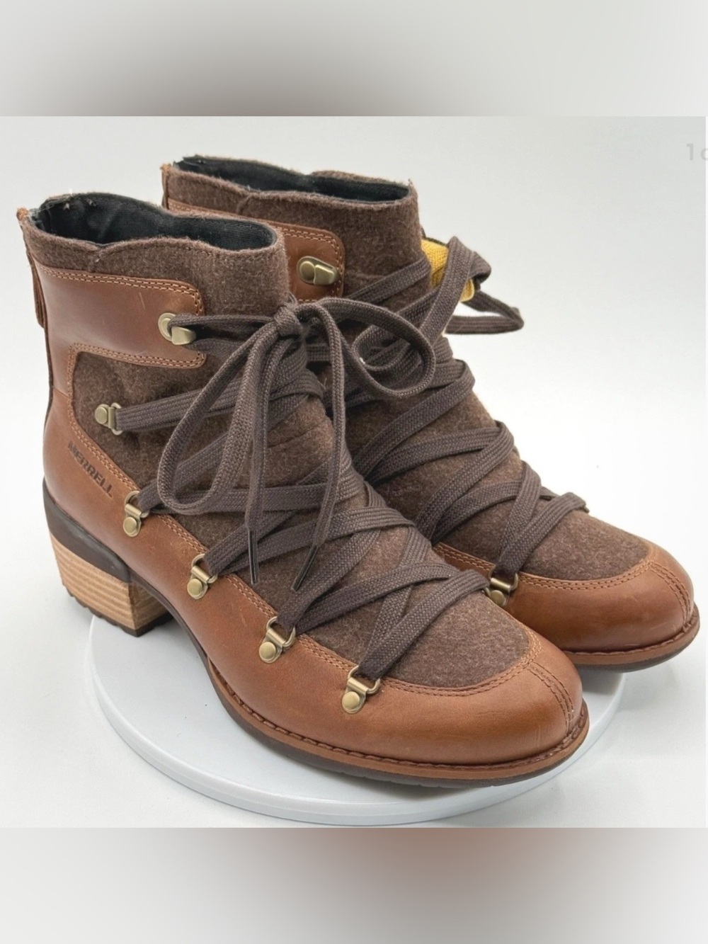 Merrell Shiloh II ankle boots 8